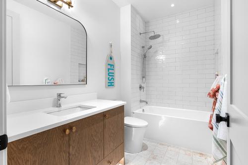 4243 Russo Street, Kelowna, BC - Indoor Photo Showing Bathroom