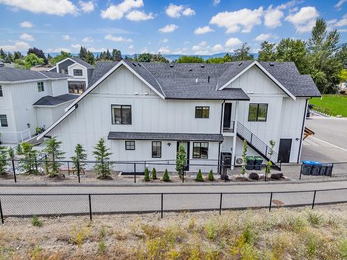 4243 Russo Street, Kelowna, BC - Outdoor