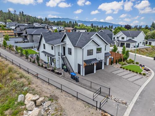 4243 Russo Street, Kelowna, BC - Outdoor
