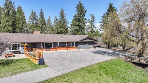 4250 Frederick Road, Armstrong, BC - Outdoor
