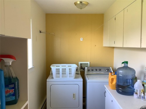 110 10Th Ave, Sointula, BC 