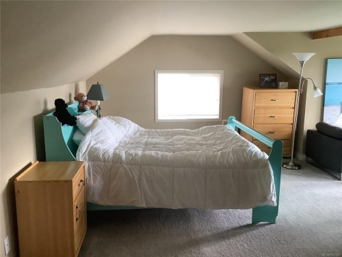 110 10Th Ave, Sointula, BC 