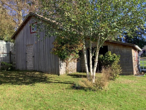 110 10Th Ave, Sointula, BC 