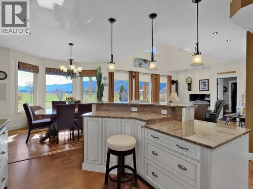 6240 Nursery Road, Grand Forks, BC - Indoor