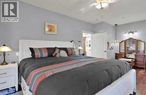 6240 Nursery Road, Grand Forks, BC - Indoor Photo Showing Bedroom