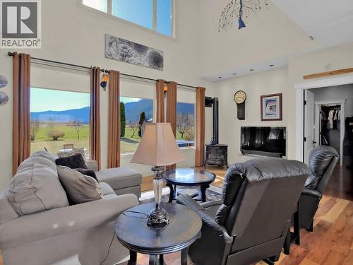 6240 Nursery Road, Grand Forks, BC - Indoor Photo Showing Living Room With Fireplace