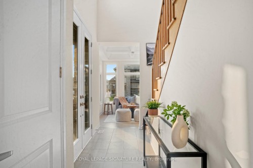 91 Player Drive, Erin, ON - Indoor Photo Showing Other Room