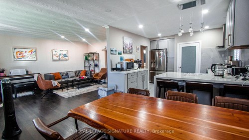 11 Blaydon Avenue, Toronto, ON - Indoor