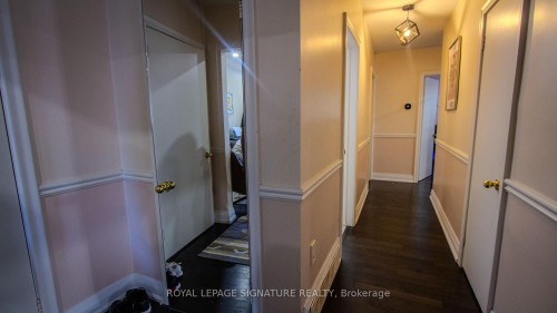 11 Blaydon Avenue, Toronto, ON - Indoor Photo Showing Other Room