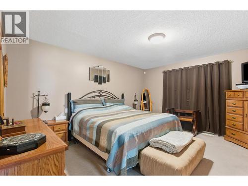 1924 Hamel Road, Williams Lake, BC - Indoor Photo Showing Bedroom