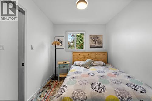 224 23Rd Avenue S, Creston, BC - Indoor Photo Showing Bedroom
