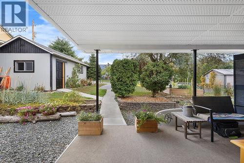 224 23Rd Avenue S, Creston, BC - Outdoor With Exterior