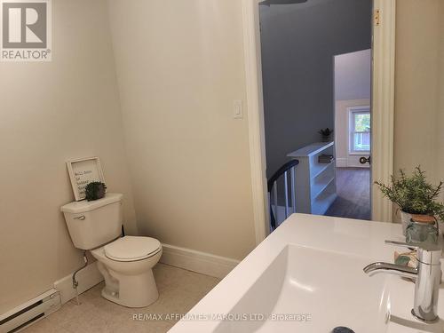 12 Oak Street, South Glengarry, ON - Indoor Photo Showing Bathroom