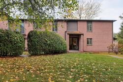 1587 Rue Gauthier  Saint-Bruno-De-Montarville, QC J3V 5Y4