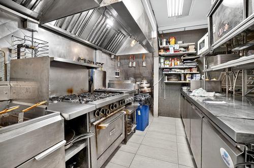 Cuisine - 581  - 583 Mtée Masson, Mascouche, QC - Indoor Photo Showing Kitchen