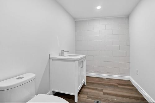 Salle de bains - 581  - 583 Mtée Masson, Mascouche, QC - Indoor Photo Showing Bathroom