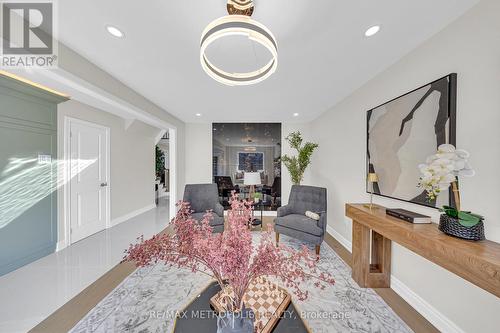 296 Thornton Road N, Oshawa, ON - Indoor