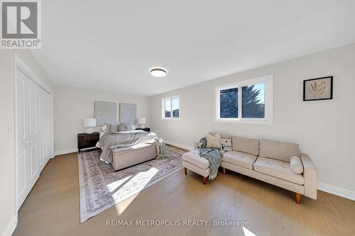 296 Thornton Road N, Oshawa, ON - Indoor