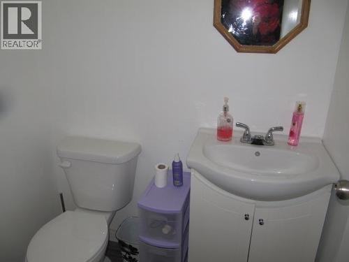 1 & 2 1168 N Second Avenue, Williams Lake, BC - Indoor Photo Showing Bathroom