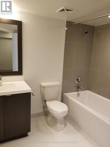 2403 - 7 Mabelle Avenue, Toronto, ON - Indoor Photo Showing Bathroom