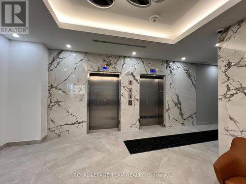 310 - 360 Deschatelets Avenue, Ottawa, ON - Indoor