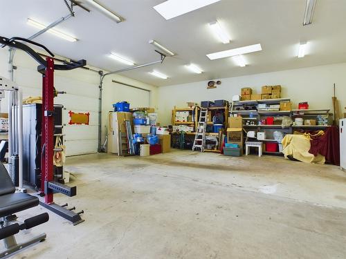 238 Park Rill Road, Oliver, BC - Indoor Photo Showing Garage