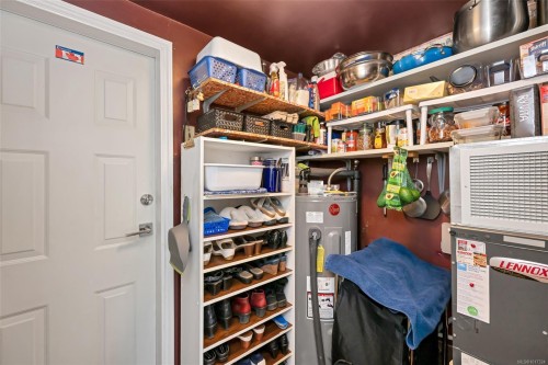 1028 Jenkins Ave, Langford, BC 