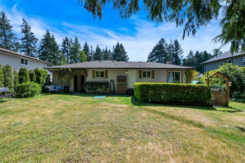 1028 Jenkins Ave, Langford, BC 