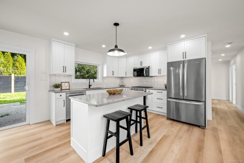 451 Mcphedran Rd South, Campbell River, BC 