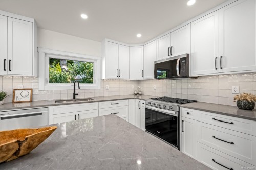 451 Mcphedran Rd South, Campbell River, BC 