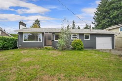 736 Nancy Greene Dr  Campbell River, BC V9W 2A6