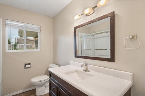 736 Nancy Greene Dr, Campbell River, BC 