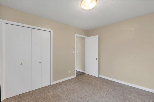 736 Nancy Greene Dr, Campbell River, BC 