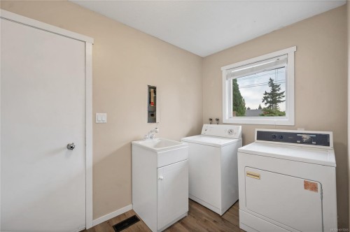 736 Nancy Greene Dr, Campbell River, BC 