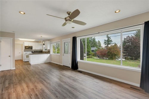 736 Nancy Greene Dr, Campbell River, BC 