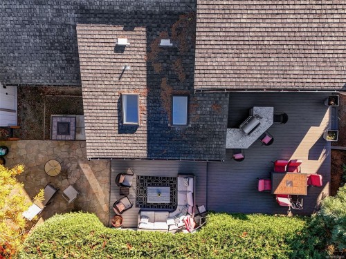 727 Paskin Way, Saanich, BC 