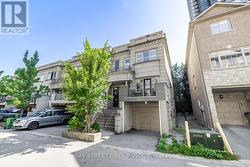 35 WILLIAM POOLE WAY  Toronto, ON M2N 7A6