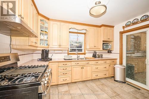 73 Lindel Crescent, Welland (N. Welland), ON - Indoor Photo Showing Kitchen With Double Sink