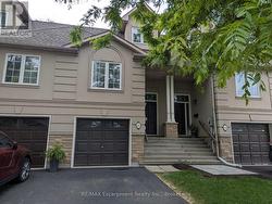 65 FAIRWOOD PLACE  Burlington (Bayview), ON L7T 1E4