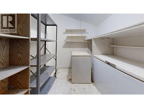 6388 Mulligan Drive, 100 Mile House, BC - Indoor Photo Showing Laundry Room