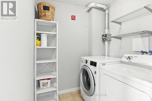 305 - 14924 Yonge Street, Aurora, ON - Indoor Photo Showing Laundry Room
