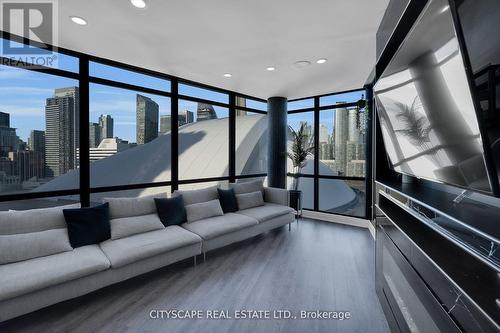 2308 - 3 Navy Wharf Court N, Toronto, ON - Indoor Photo Showing Other Room