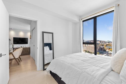 Chambre à coucher principale - 1805-200 Rue Marie-Charles-Le Moyne, Longueuil (Le Vieux-Longueuil), QC - Indoor Photo Showing Bedroom