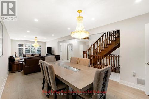 2088 Kempton Park Drive, Mississauga, ON - Indoor Photo Showing Dining Room
