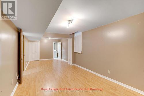 2088 Kempton Park Drive, Mississauga, ON - Indoor Photo Showing Other Room