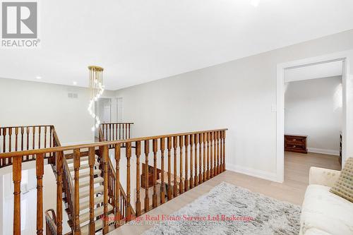 2088 Kempton Park Drive, Mississauga, ON - Indoor Photo Showing Other Room