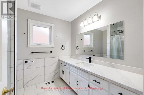 2088 Kempton Park Drive, Mississauga, ON - Indoor