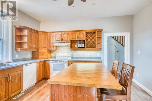 13 Brandelle Lane, Tay Valley, ON - Indoor Photo Showing Kitchen