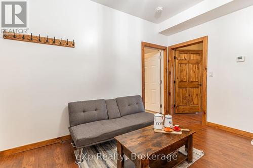 35 Keefer Street, Dysart Et Al (Dysart), ON - Indoor