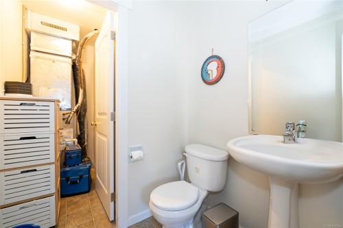 6003 Stonehaven Dr, Duncan, BC 